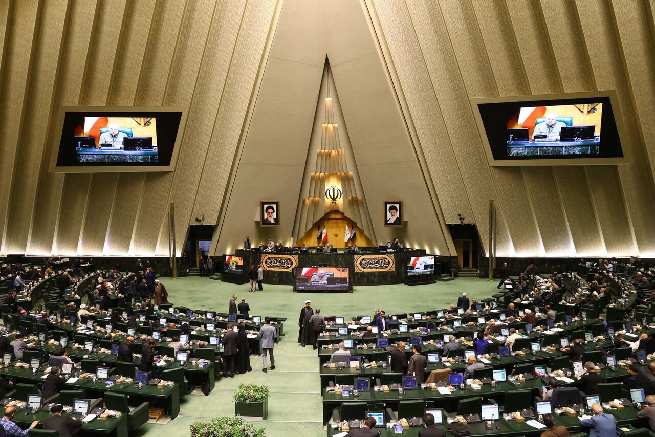 صحن علنی یکشنبه 12 مردادماه مجلس