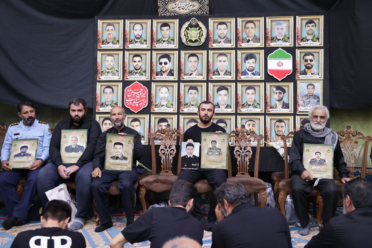 حضور رئیس‌جمهور در مراسم گرامیداشت شهدای ارتش