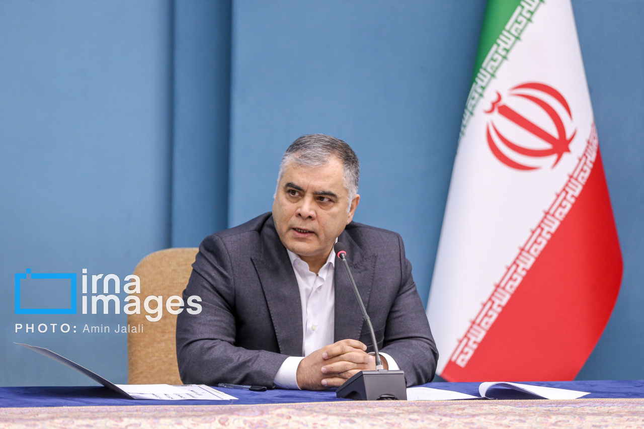 افتتاح و بهره برداری از طرح های نفت و نیرو