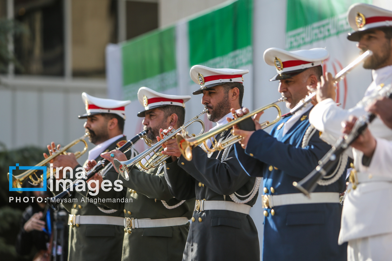 مراسم سالروز ورود امام خمینی(ره) به کشور