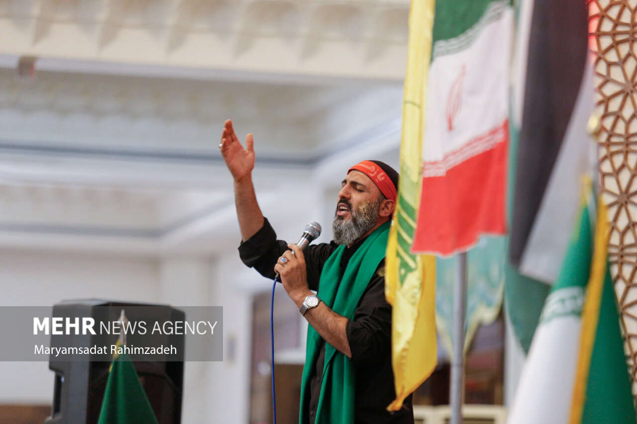 عزاداری عاشورای حسینی در حرم شاهچراغ (ع)