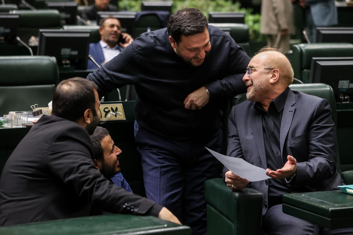 حضور قالیباف در نشست کمیسیون تلفیق لایحه برنامه هفتم توسعه