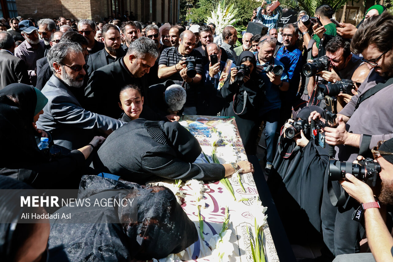 مراسم تشییع پیکر محمد کاسبی