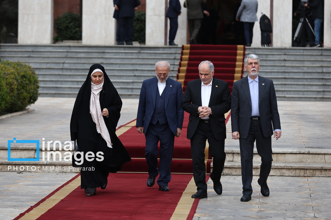 بدرقه رئیس جمهور به قزاقستان