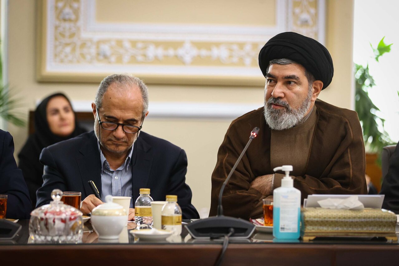 دیدار وزیر علوم و روسای دانشگاه های سراسر کشور با قالیباف