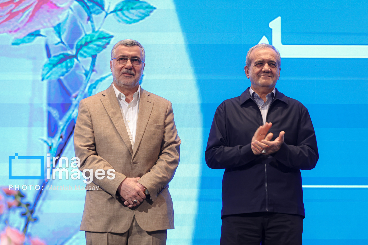 بزرگداشت مقام پرستار با حضور رئیس جمهور