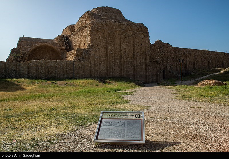 کاخ اردشیر بابکان - شیراز 