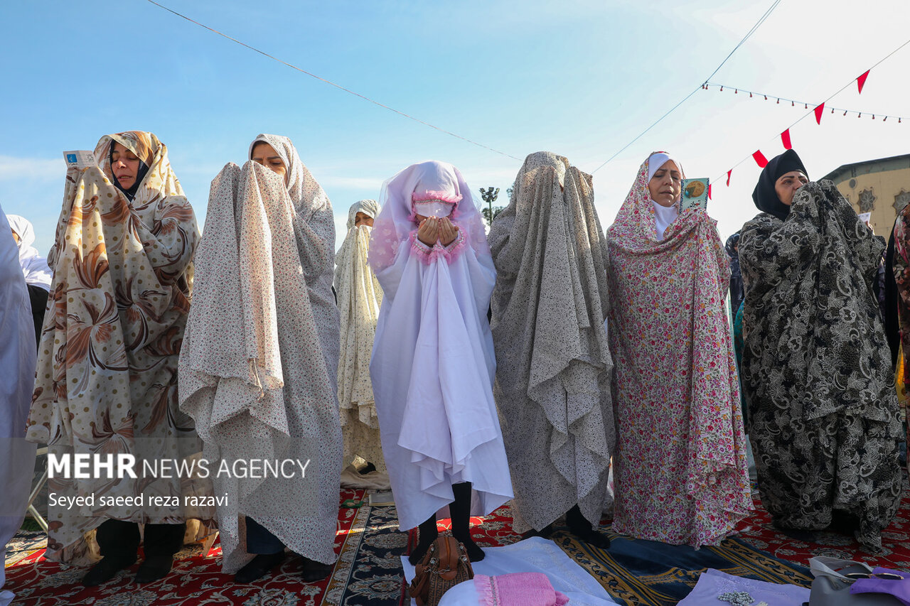 نماز عید سعید فطر در حرم حضرت عبدالعظیم حسنی (ع)