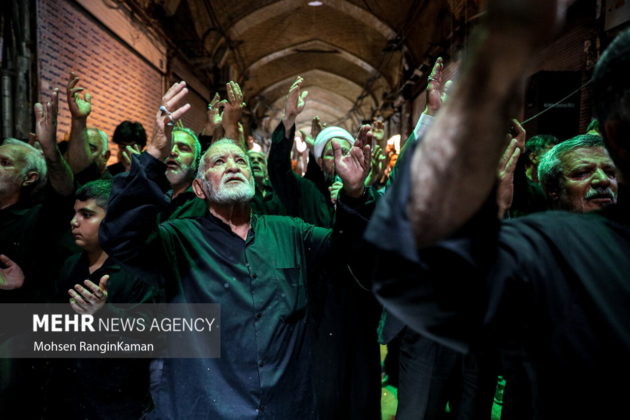 مراسم عزاداری روز شهادت امام حسن عسکری (ع) در بازار تهران