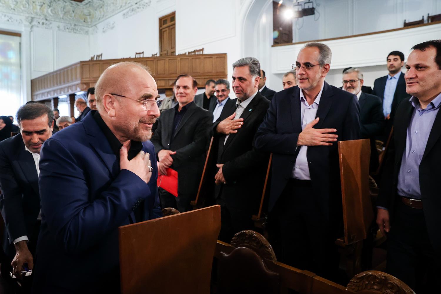 برگزاری نشست تعاون و حکمرانی مردم در مدار قانون با حضور قالیباف