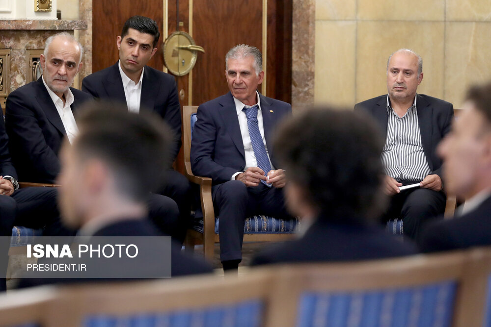 دیدار ملی‌پوشان فوتبال ایران با رییس جمهور