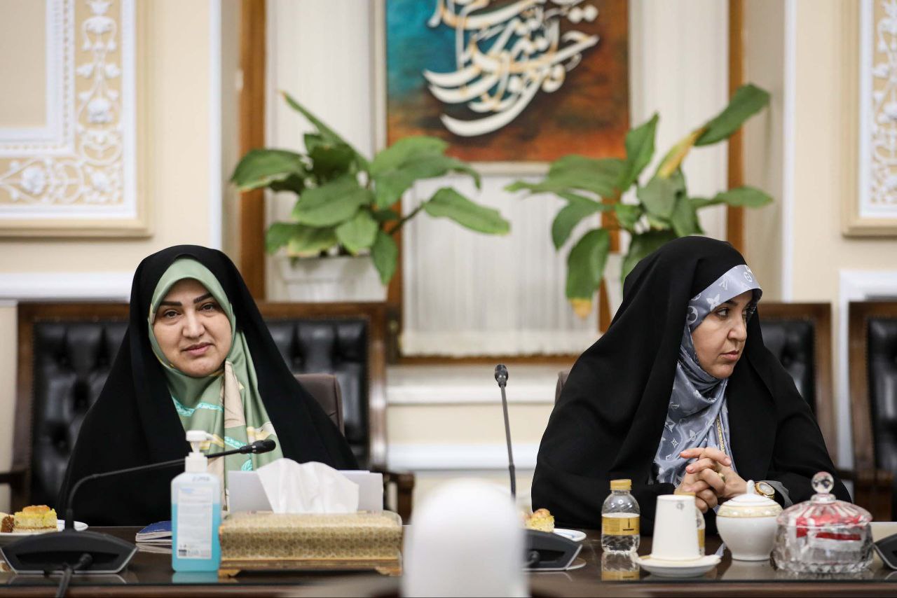 دیدار اعضای فراکسیون زنان و خانواده مجلس با قالیباف