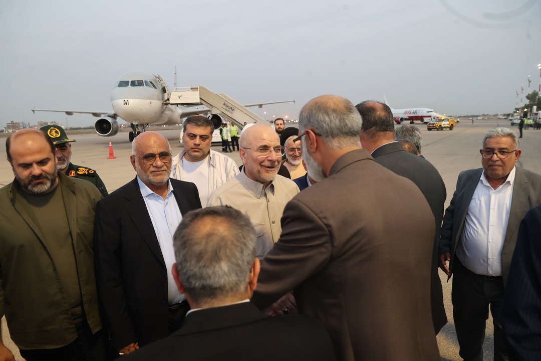  رئیس مجلس در فرودگاه بین المللی آبادان