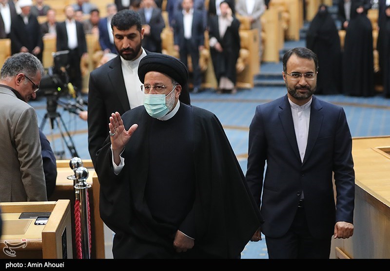 حضور قالیباف همایش ملی مسئولیت اجرای قانون اساسی