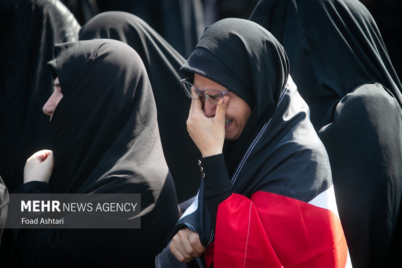 مراسم تشییع پیکر شهدای خدمت