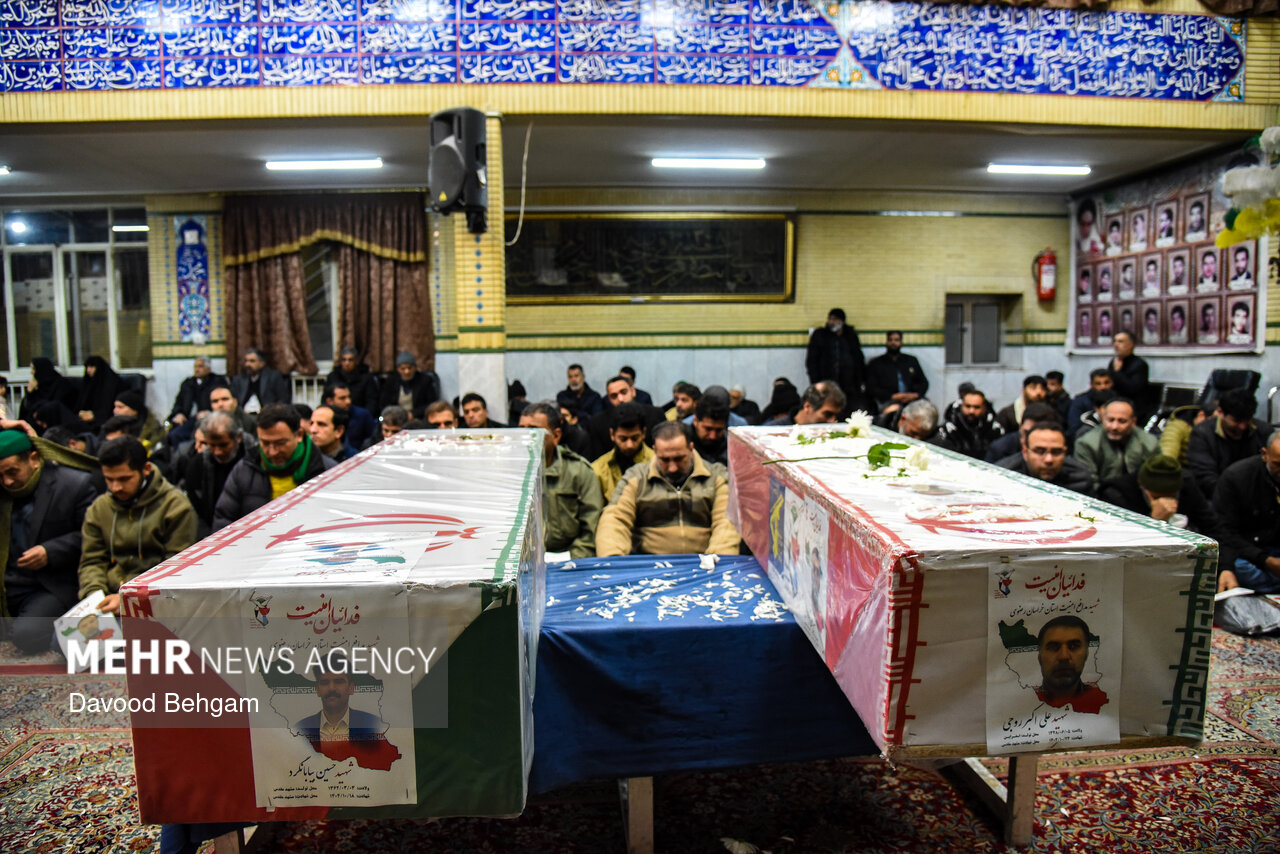  مراسم تشییع پیکر مطهر ۳ شهید مدافع امنیت