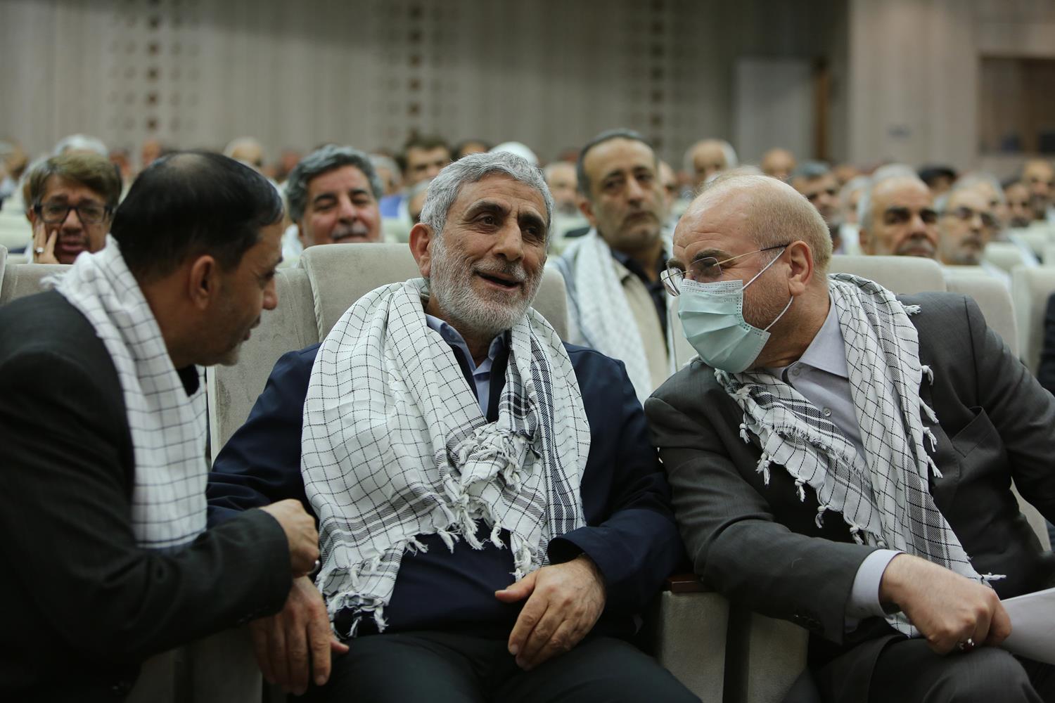 حضور سردار قاآنی و قالیباف در جمع «یاران خراسانی»