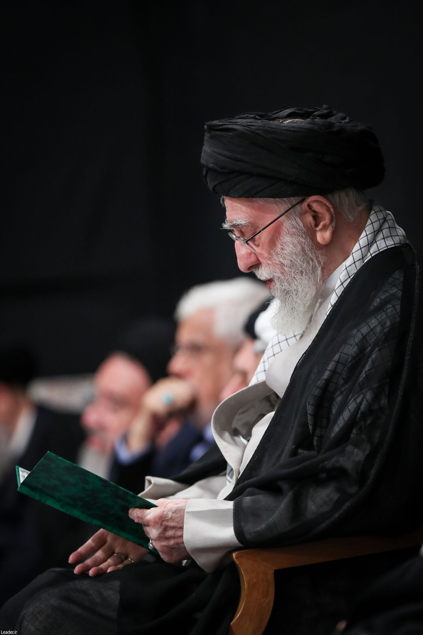 رهبر انقلاب در مراسم بزرگداشت شهدای جنگ تحمیلی