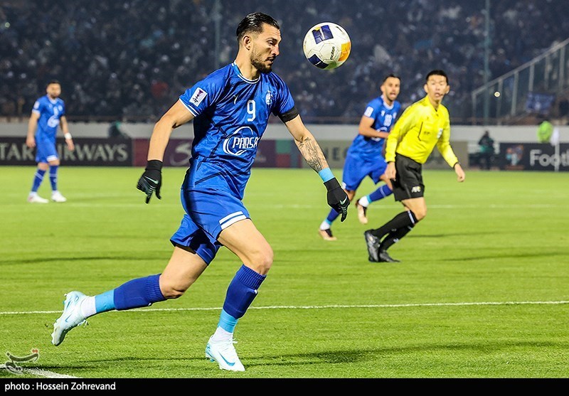 دیدار تیم‌های فوتبال استقلال و الشرطه عراق