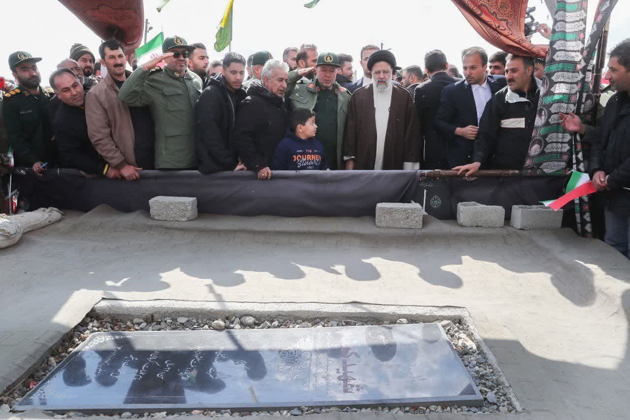 حضور رئیس جمهور در یادمان شهید محمد بروجردی