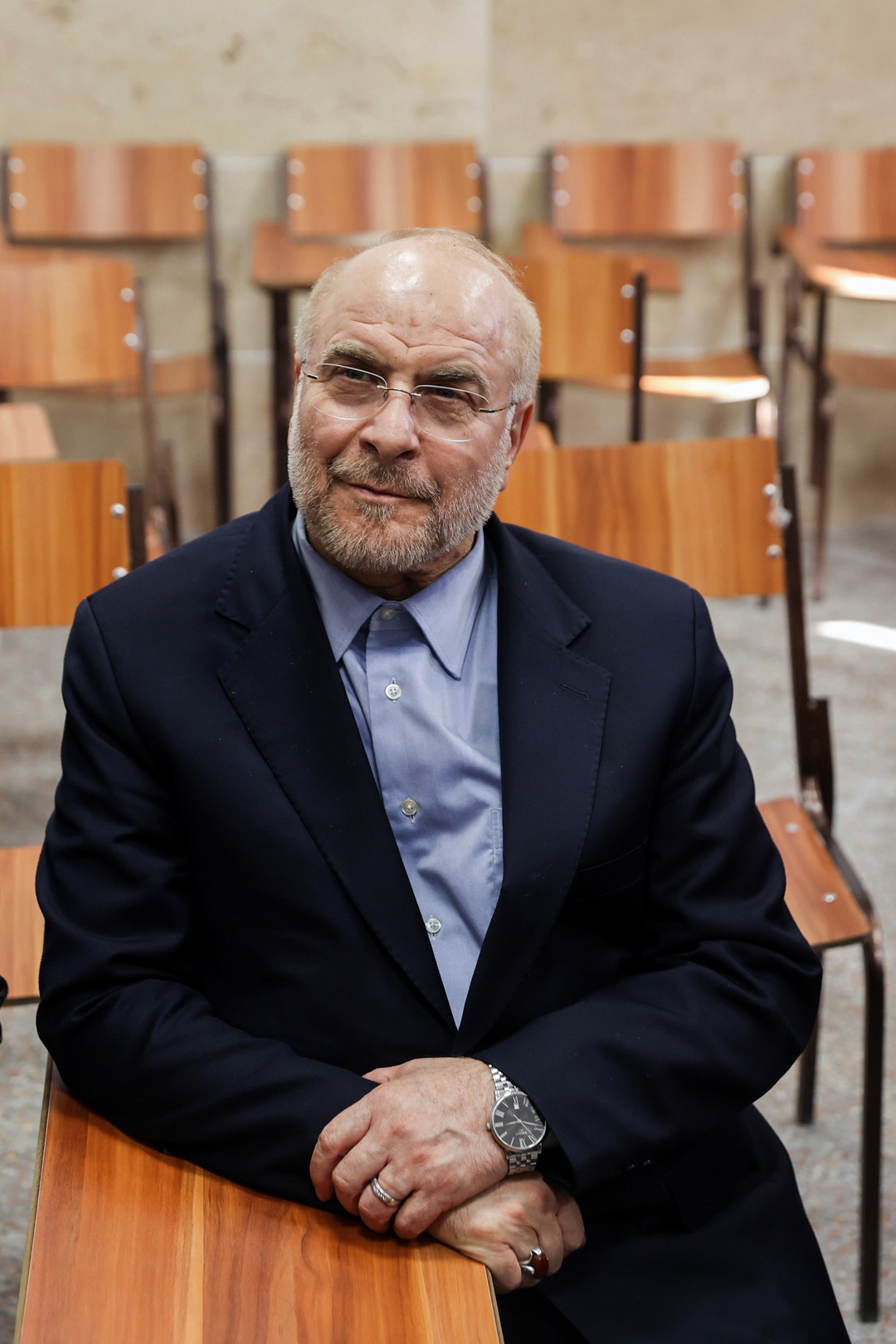  افتتاح دو مجموعه آموزشی در میبد و اردکان با حضور قالیباف 