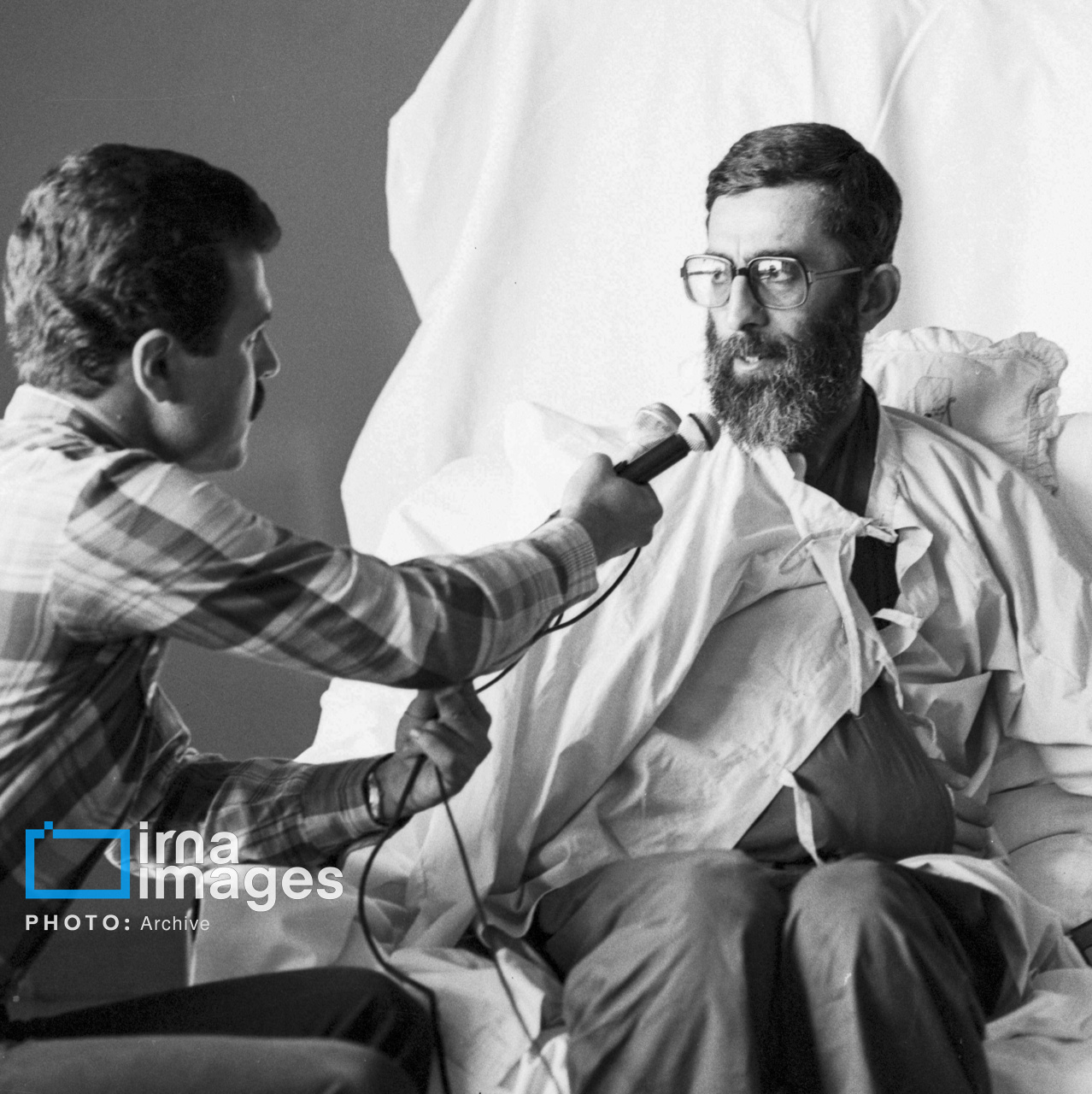 رهبر انقلاب در دوران تصدی شورای عالی دفاع ملی