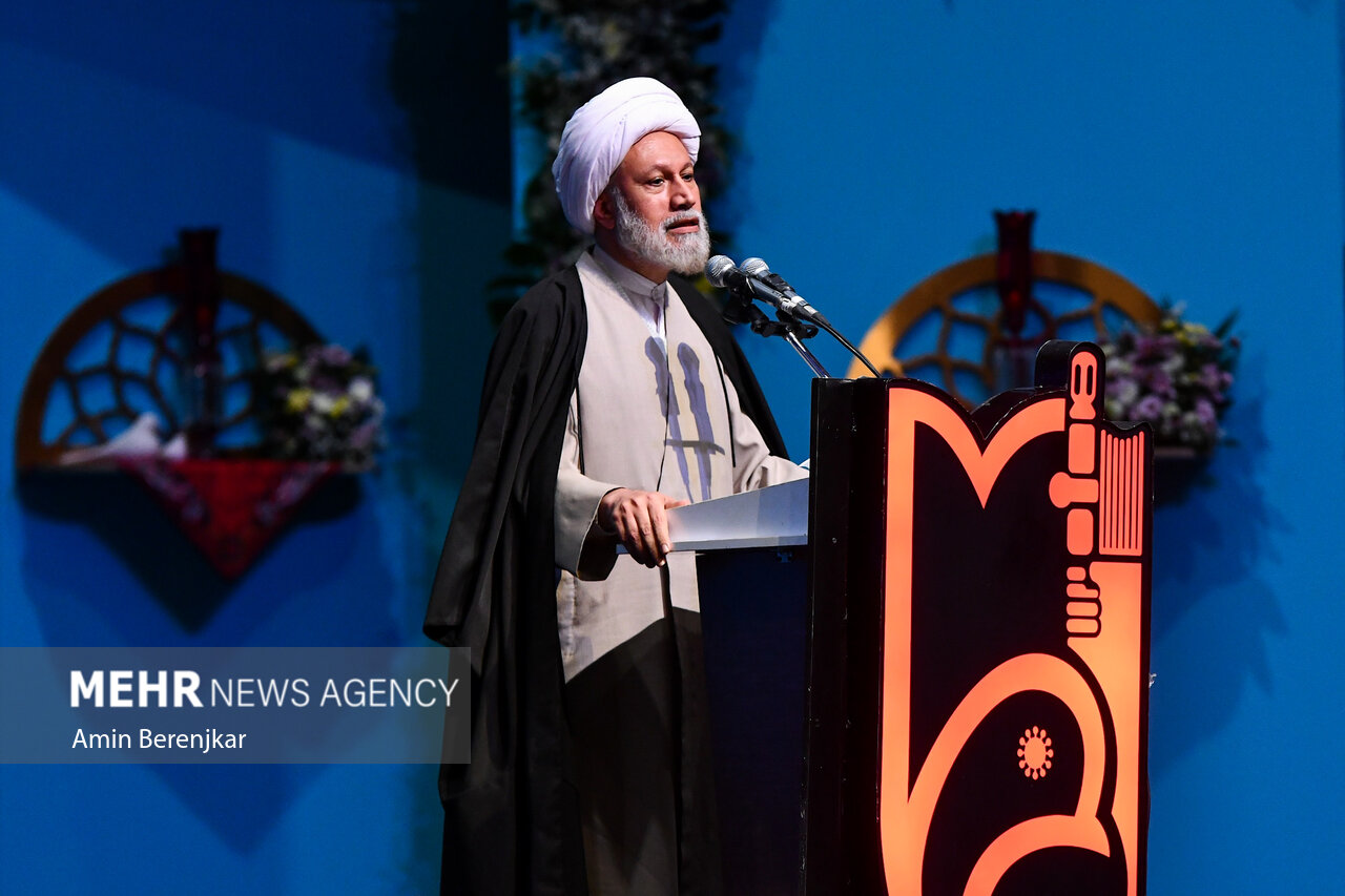 اجلاسیه ۱۵ هزار شهید استان فارس