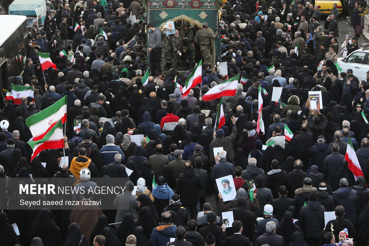 مراسم تشییع پیکرهای مطهر شهدای اغتشاشات