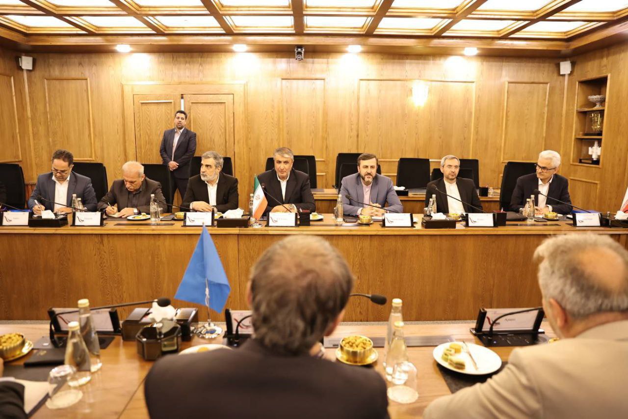 آغاز مذاکره گروسی و اسلامی