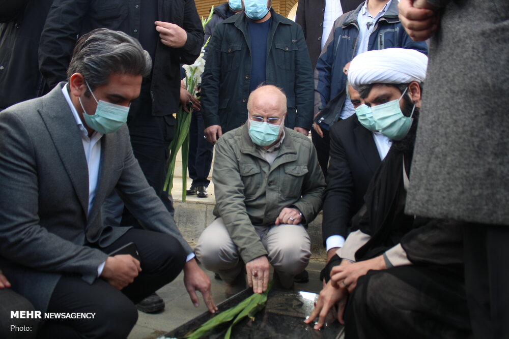 حضور قالیباف در گلزار شهدای سنندج