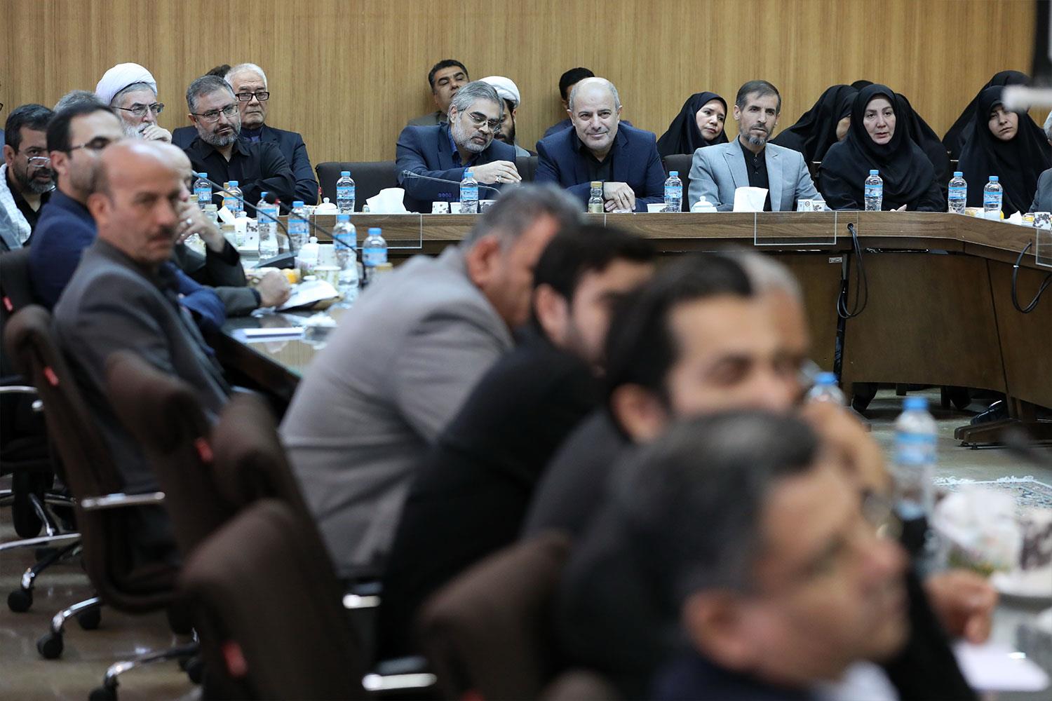 نشست هم اندیشی اعضای اندیشکده های حکمرانی ۳ استان با حضور قالیباف