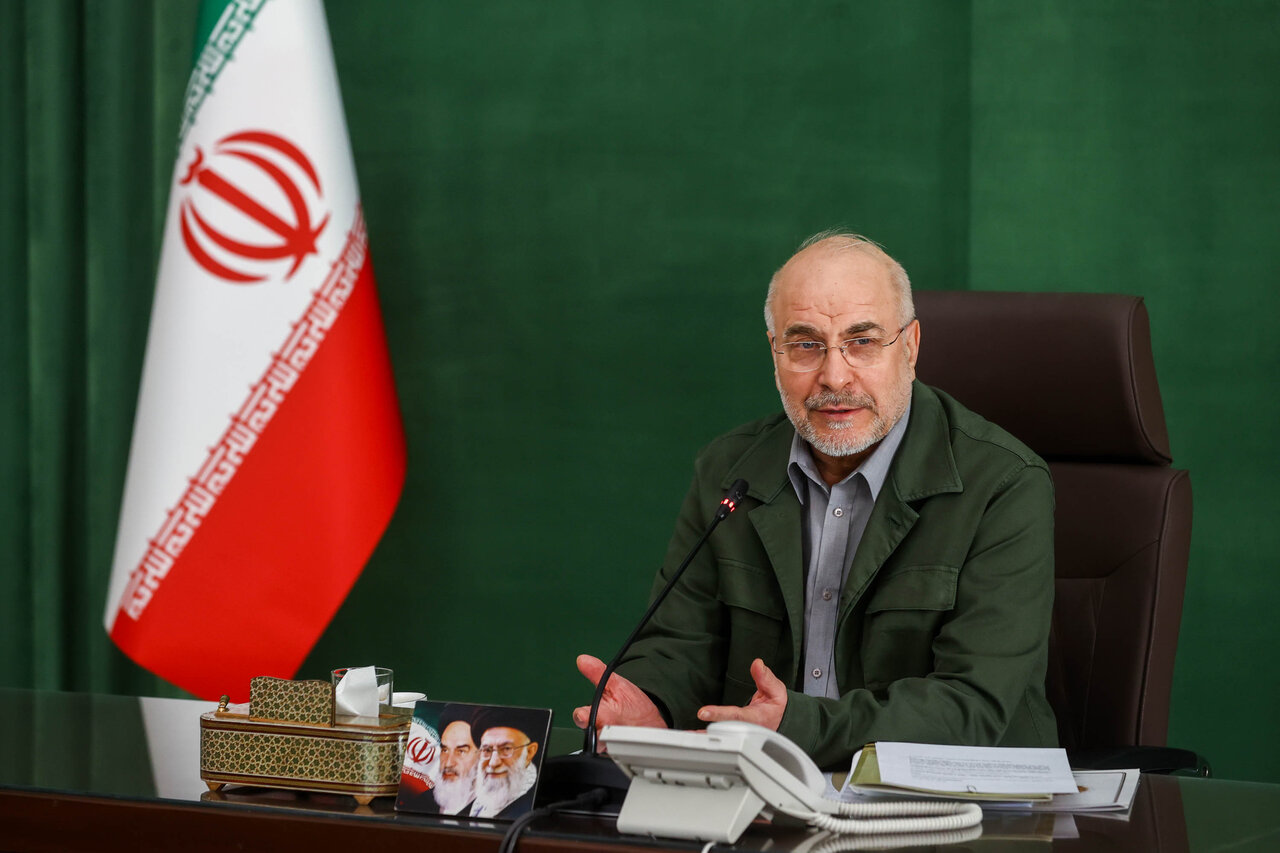 دیدار هیات علمی مرکز تحقیقات اسلامی مجلس با قالیباف