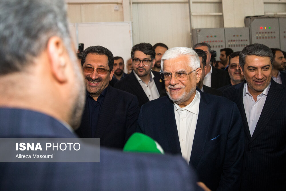 بازدید عارف از نمایشگاه ایران اکسپو ۲۰۲۵