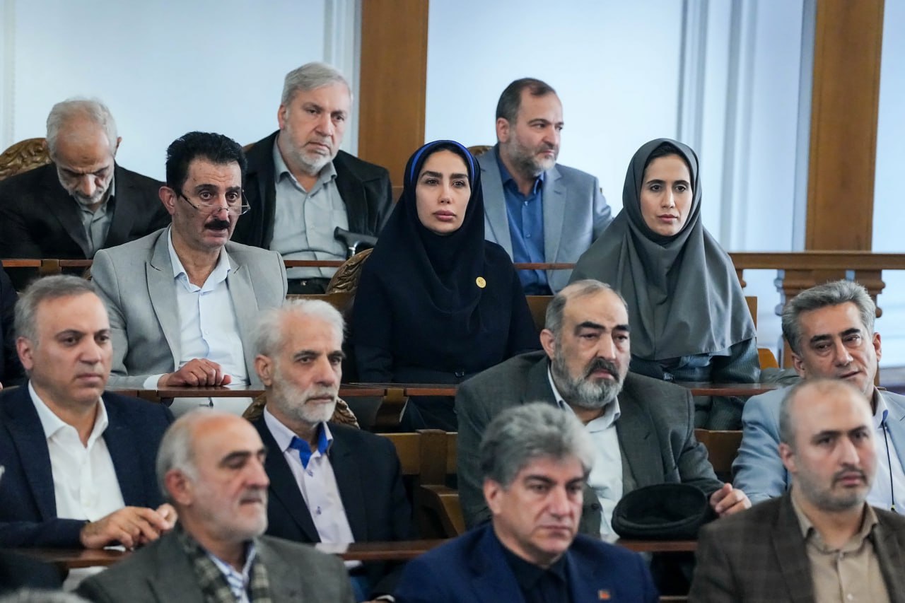 گفت‌وگوی صمیمانه فعالان اقتصادی و اصناف با قالیباف  