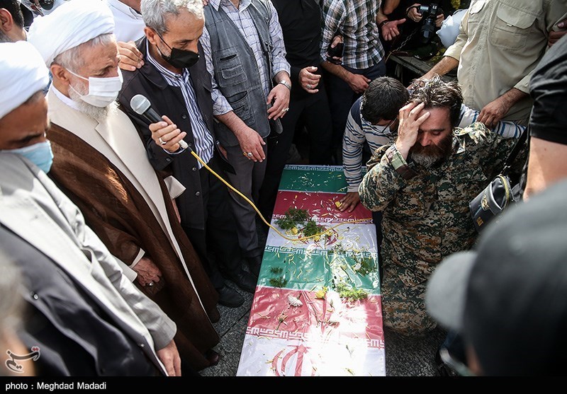 مراسم تشییع پیکر شهید حسن صیادخدایی