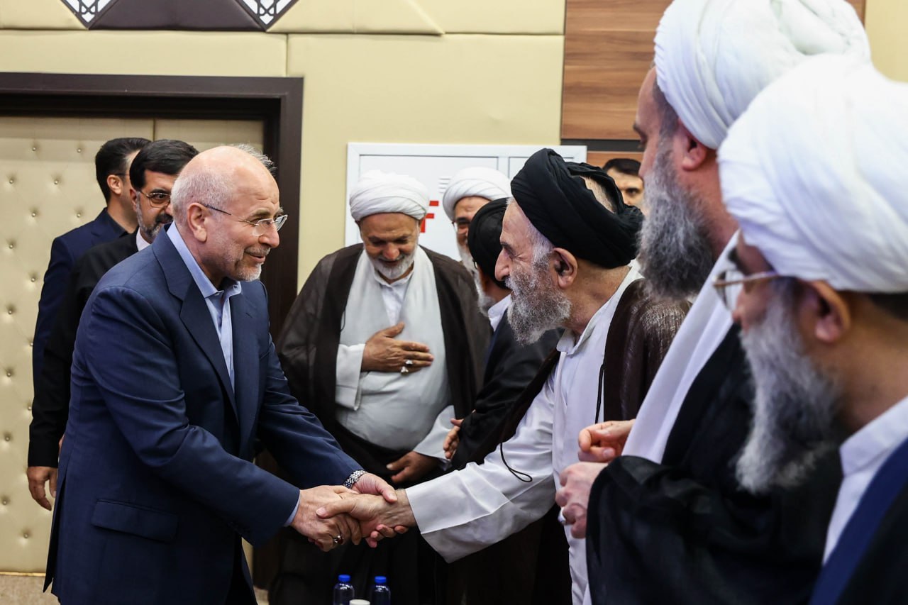  آیین تجلیل از اساتید و مدیران پژوهشی با حضور قالیباف