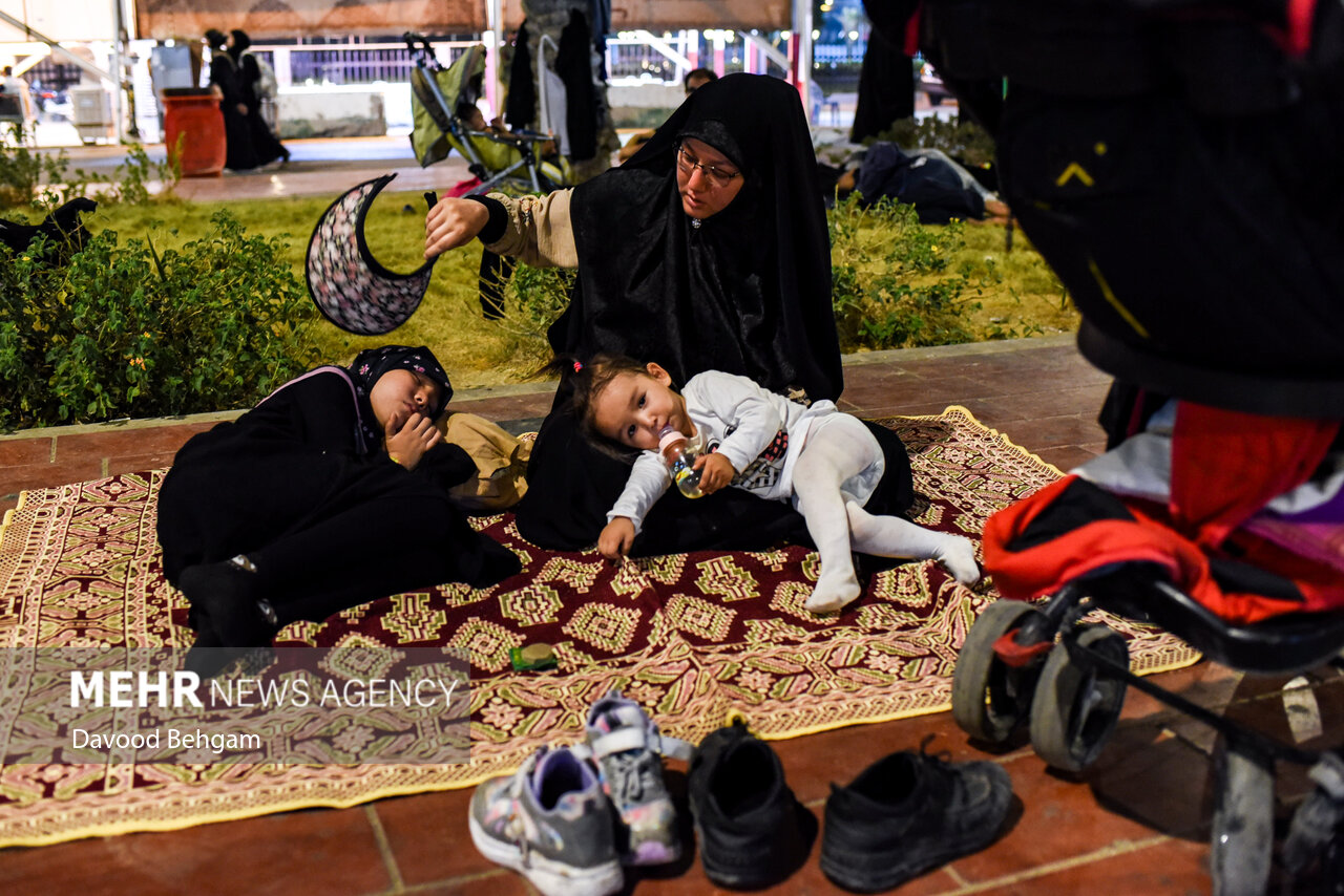 پیاده‌روی اربعین در طریق الحسین (ع)