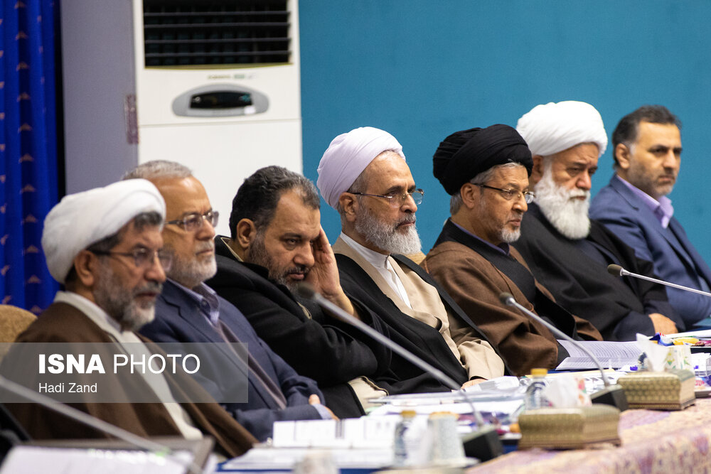 جلسه شورای عالی انقلاب فرهنگی