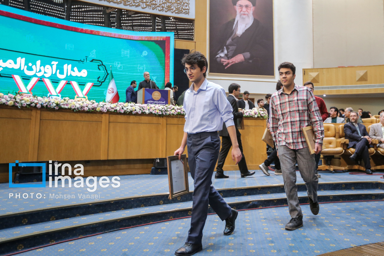 پزشکیان در مراسم تجلیل از مدال آوران المپیاد ۲۰۲۴