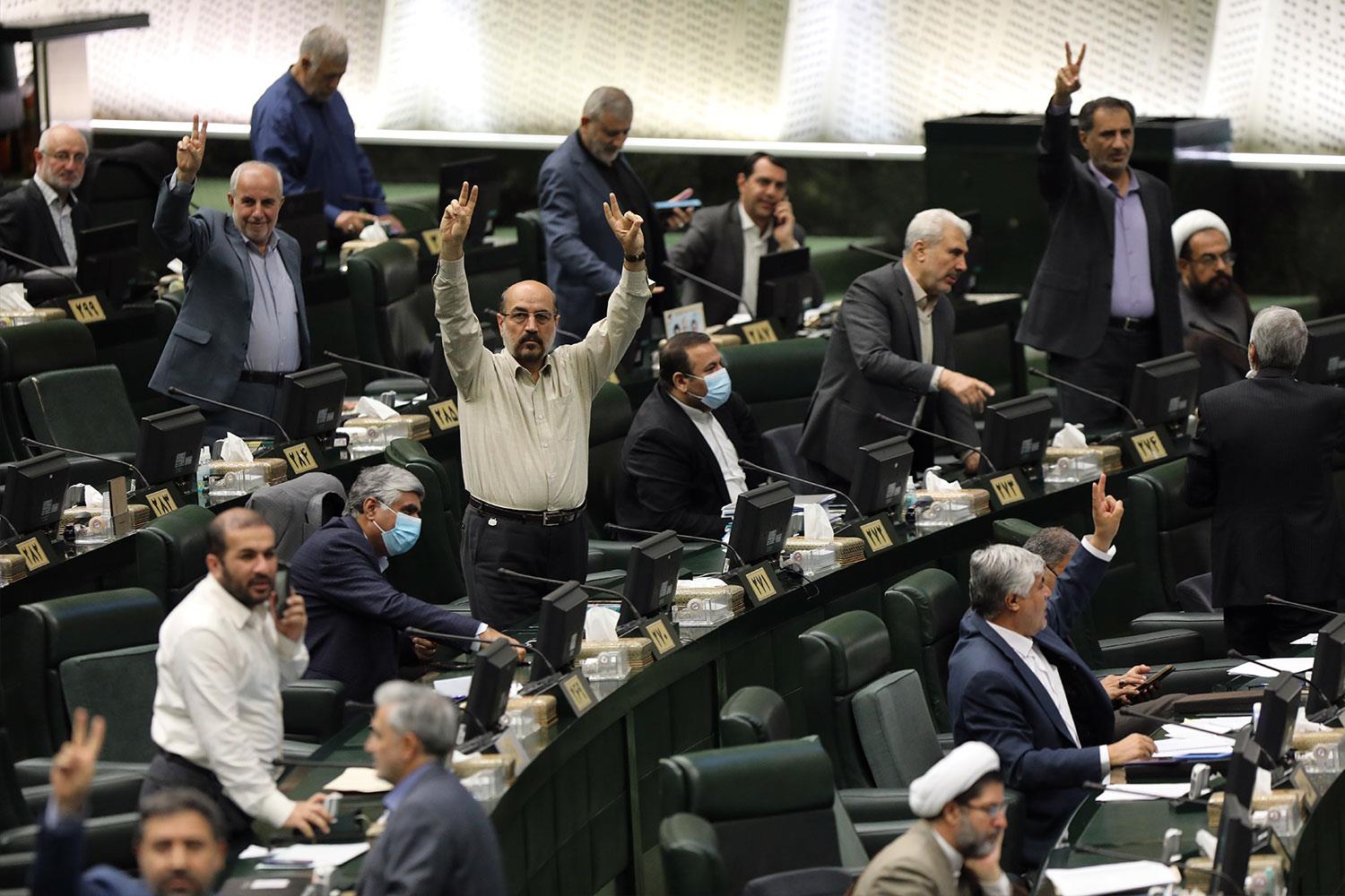 صحن علنی مجلس یکشنبه ۲۷ فروردین  