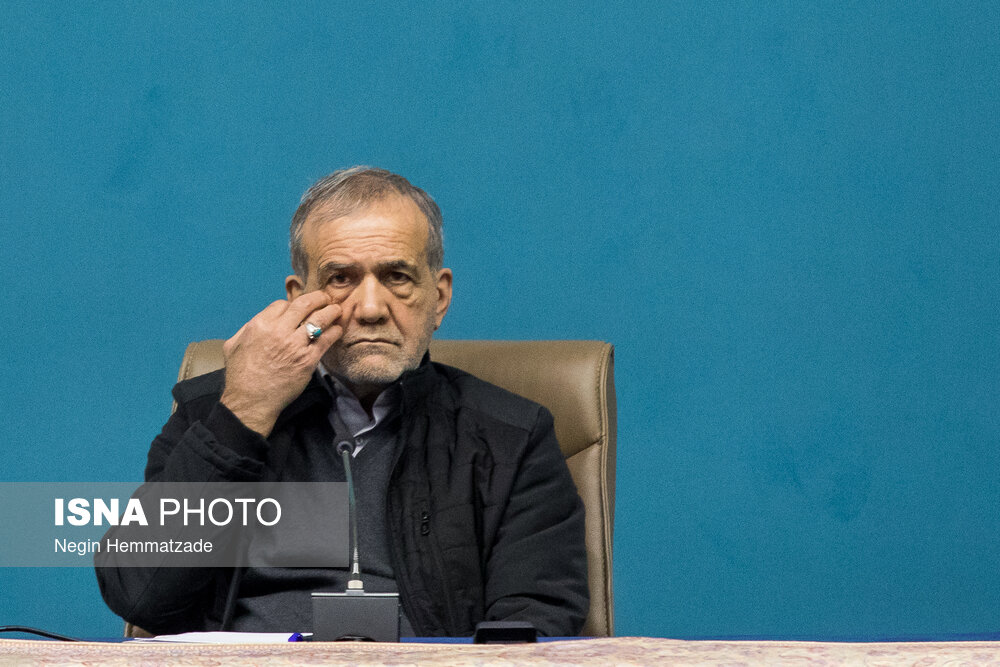 جلسه شورای عالی انقلاب فرهنگی