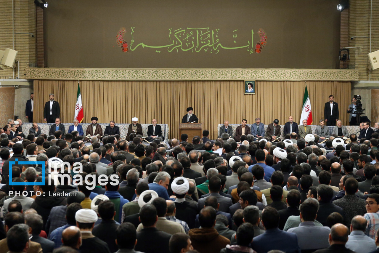 رهبر انقلاب در محفل قرآنی
