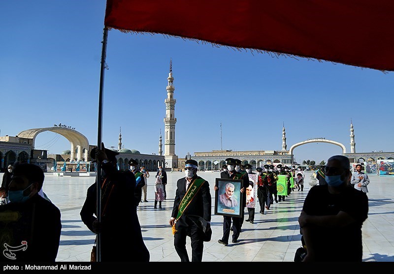 مراسم تعویض پرچم و شستشوی گنبد مسجد مقدس جمکران