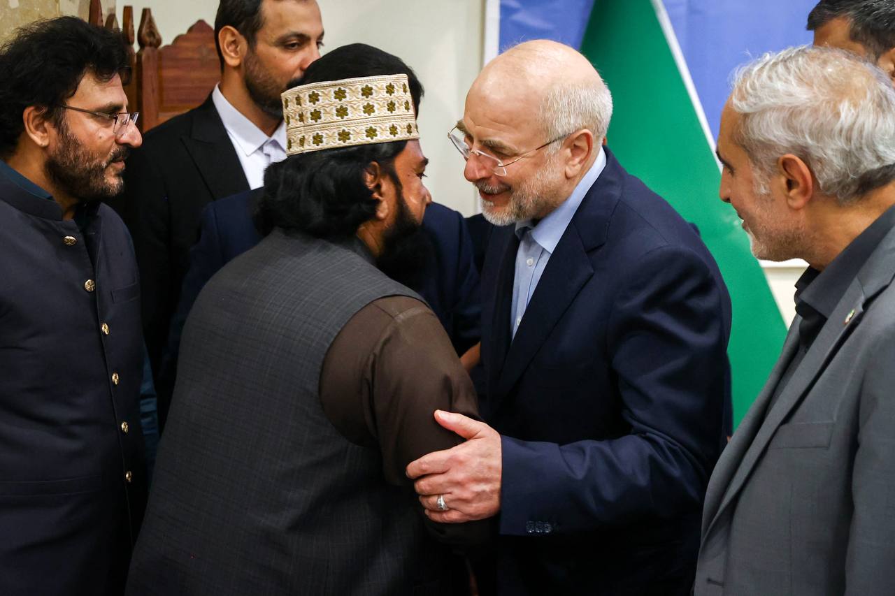 نشست صمیمی قالیباف