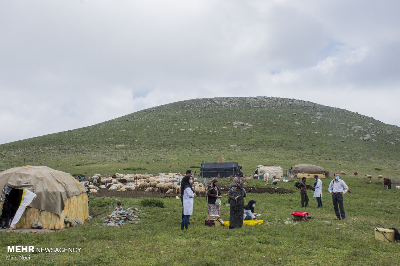 واکسن کرونا در چادر عشایر