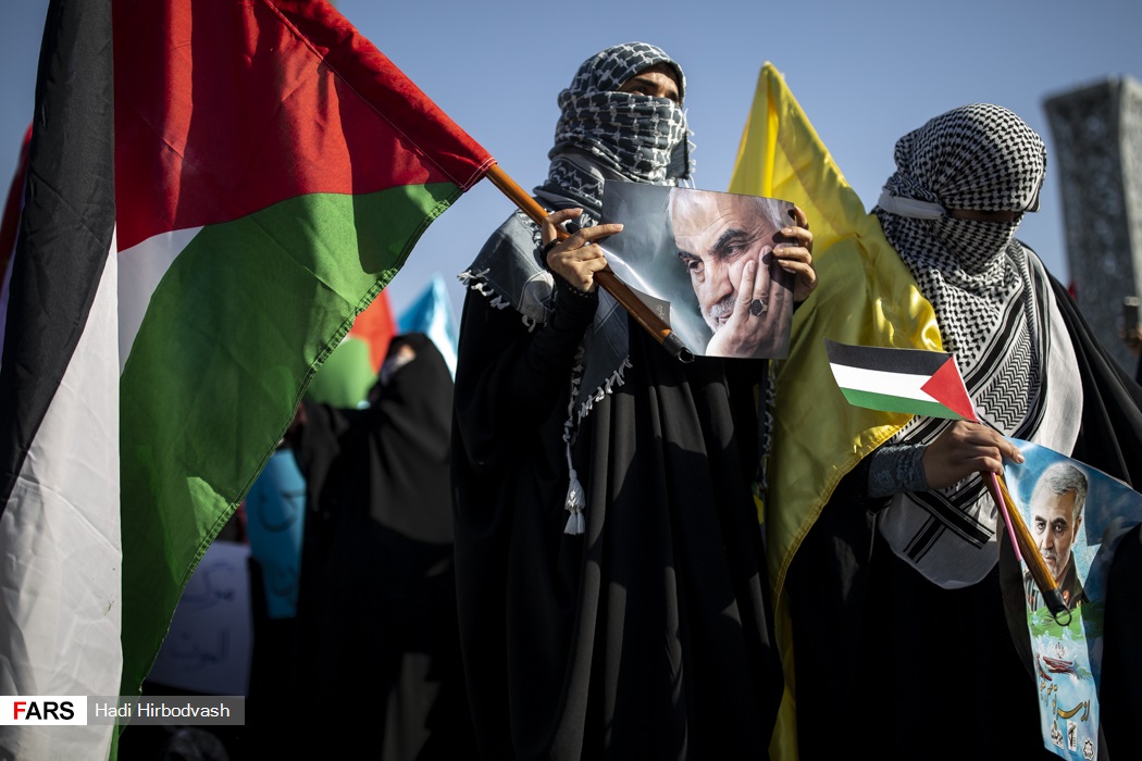 تجمع بزرگ مردم تهران 