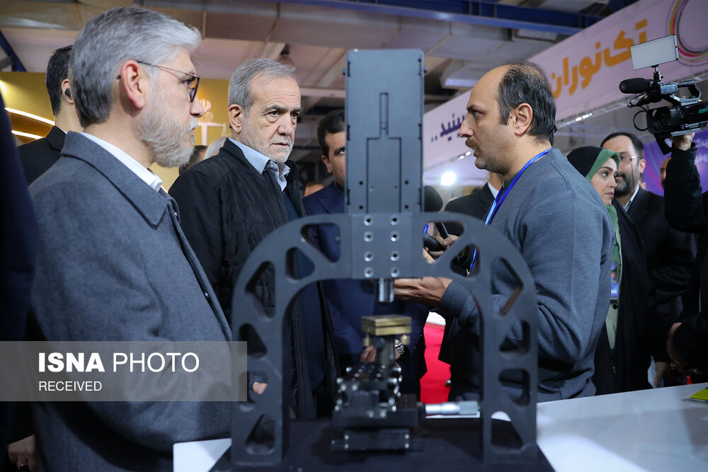 بازدید رئیس جمهور از نمایشگاه