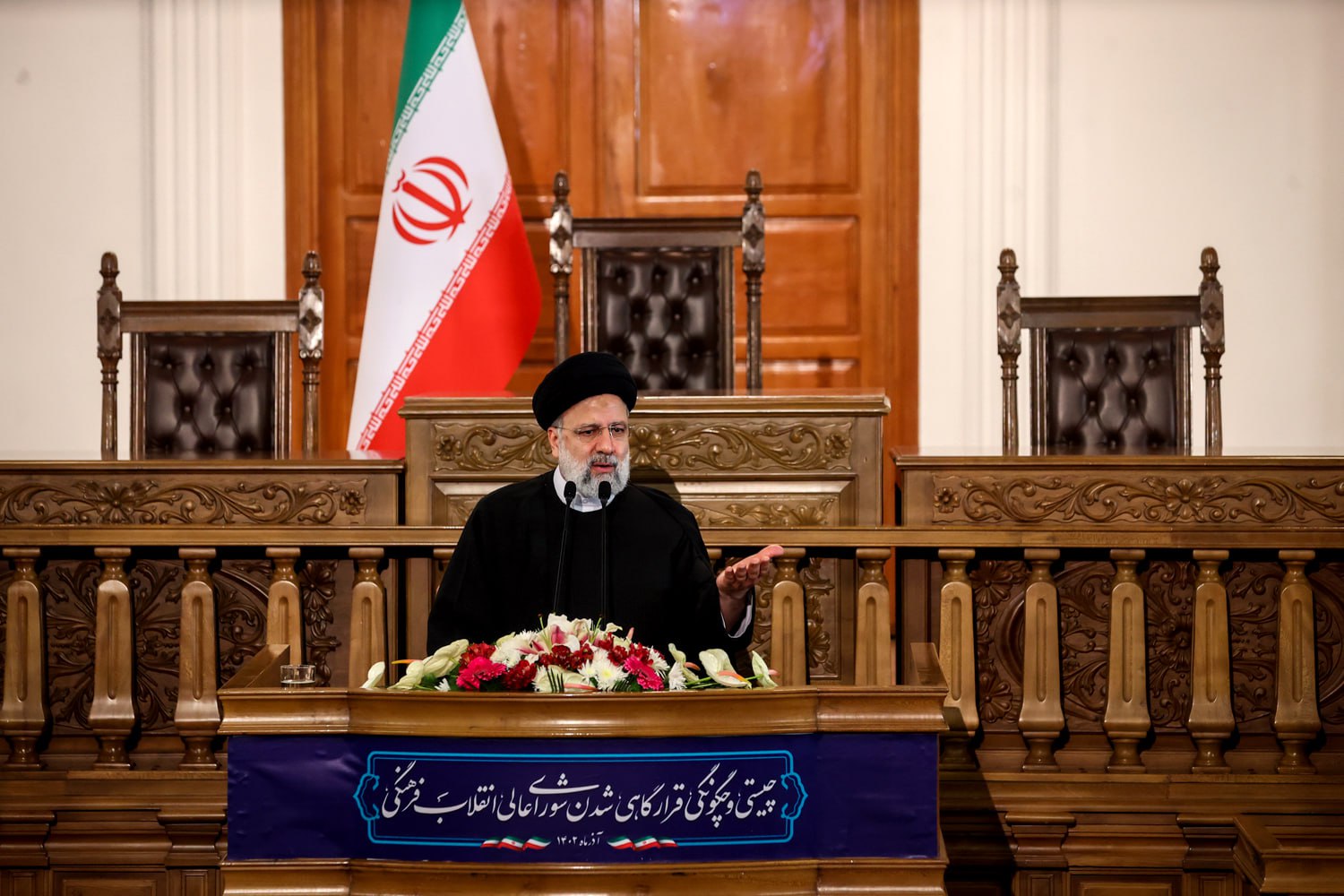 سخنرانی قالیباف در همایش شورای عالی انقلاب فرهنگی