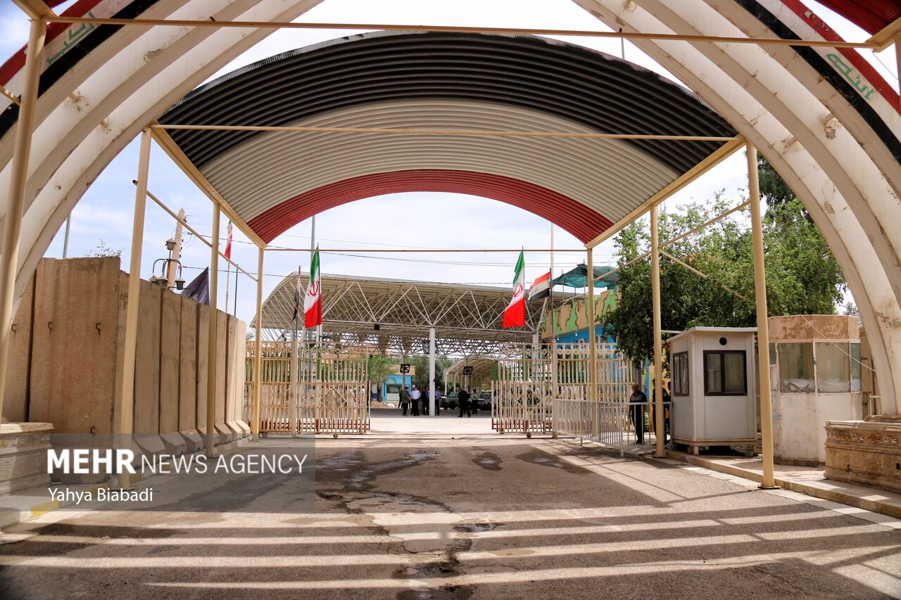 بازدید وزیر کشور از پایانه مرزی خسروی