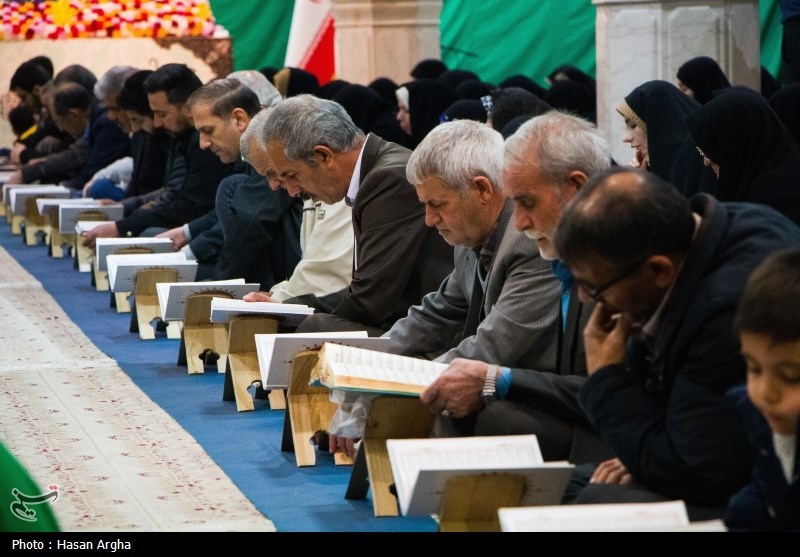 جمع خوانی قرآن کریم در حسینیه اعظم زنجان 